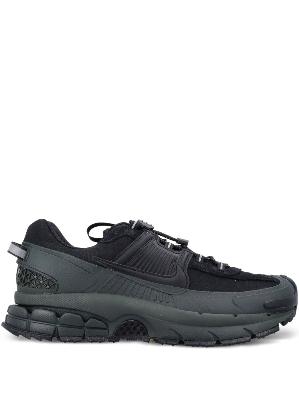 Zoom Vomero Trainers